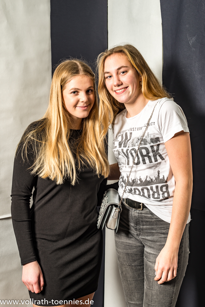 2020 02 01 Black & White Party 2285